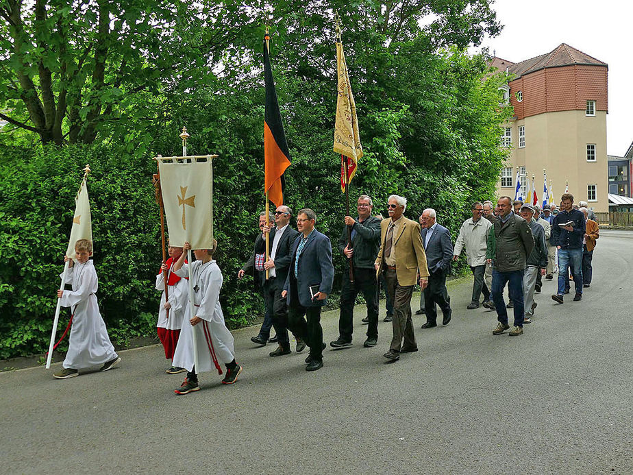 Bittprozession an Christi Himmelfahrt (Foto: Karl-Franz Thiede)